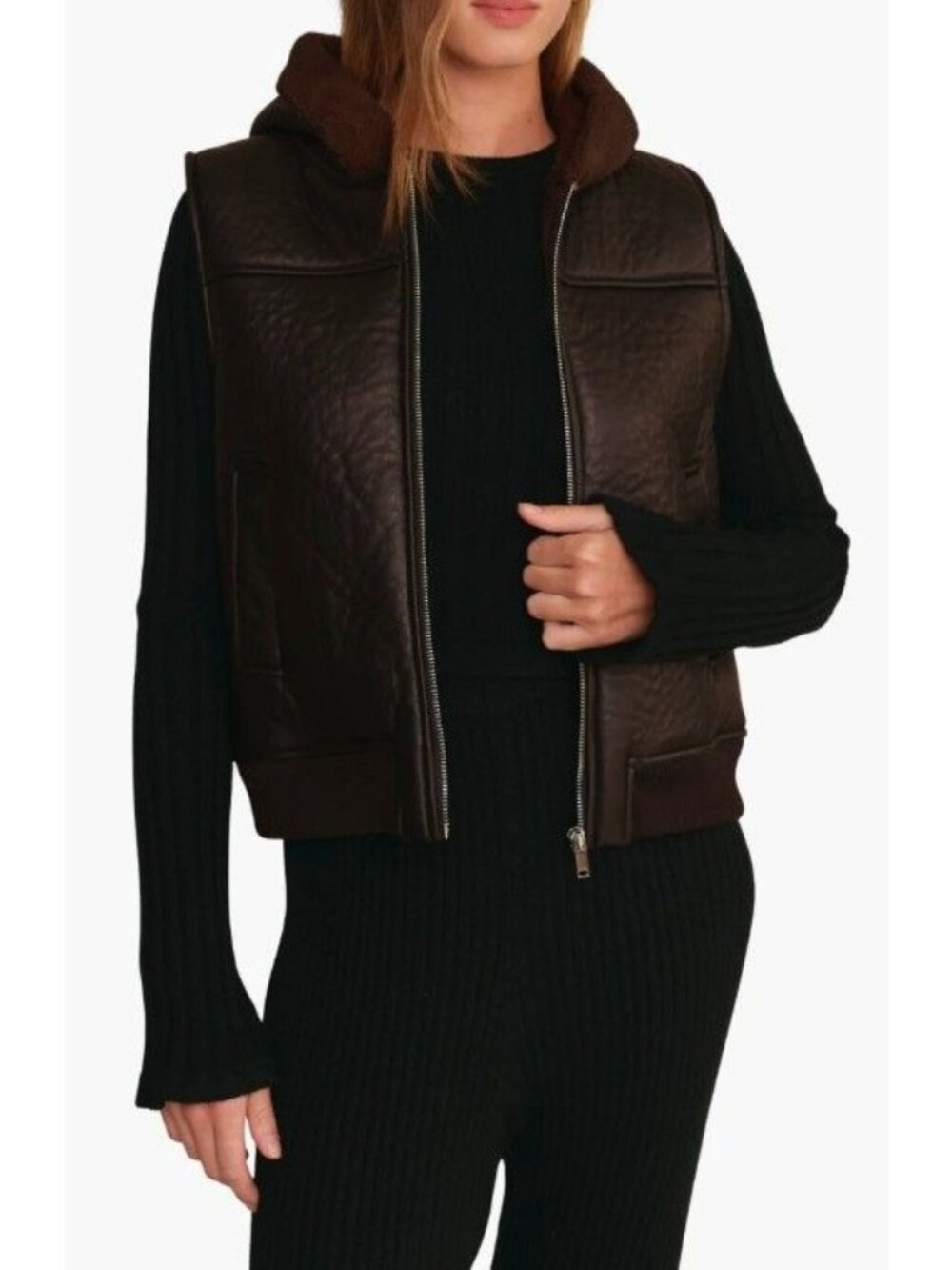 D-00. Deluc NEW Arrivals Auction